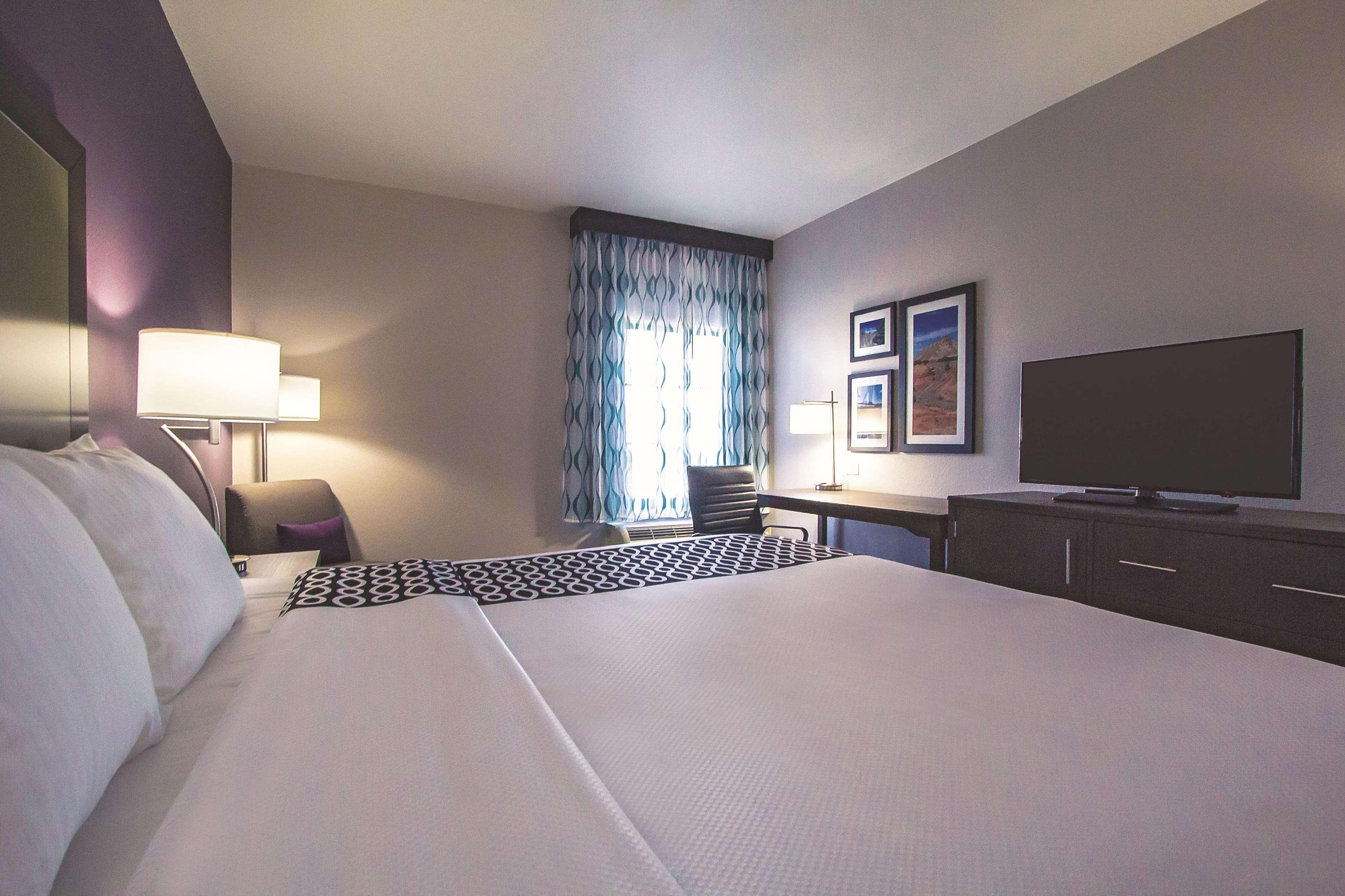 La Quinta By Wyndham Pampa Hotell Eksteriør bilde