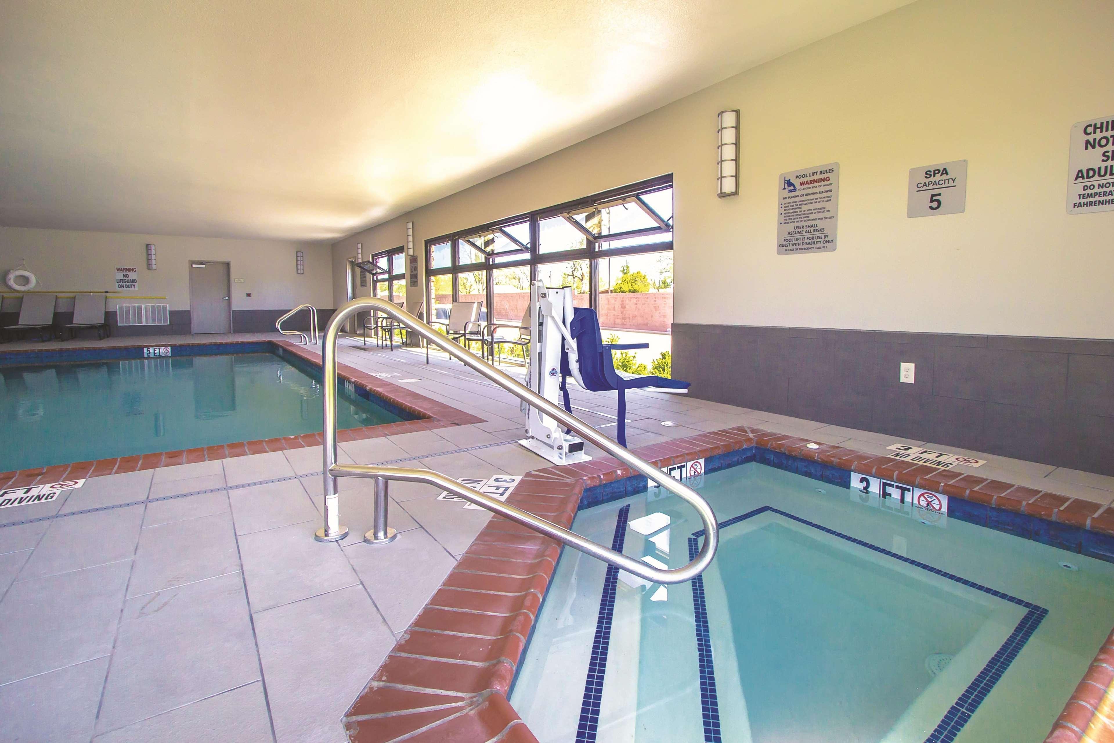 La Quinta By Wyndham Pampa Hotell Eksteriør bilde