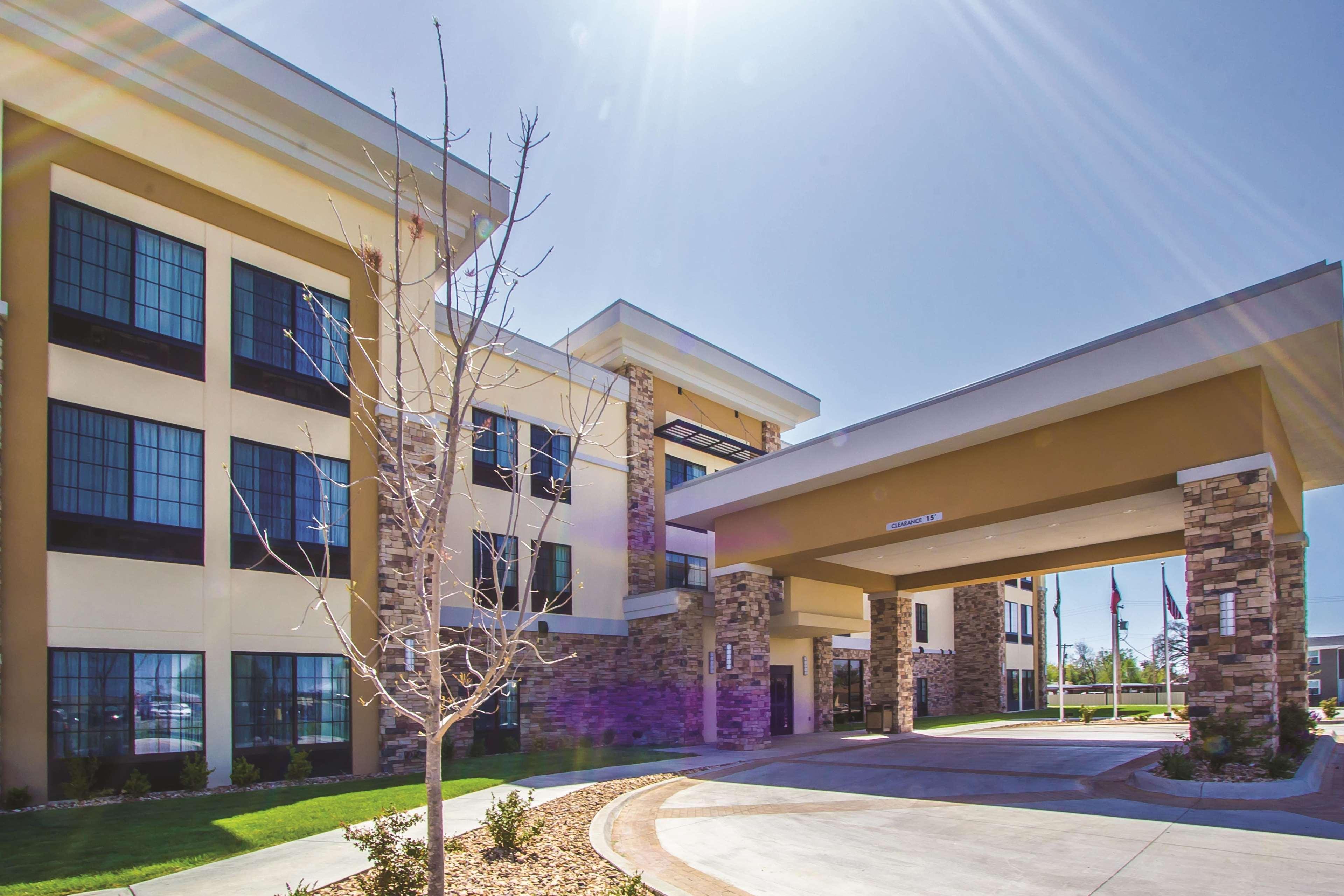 La Quinta By Wyndham Pampa Hotell Eksteriør bilde